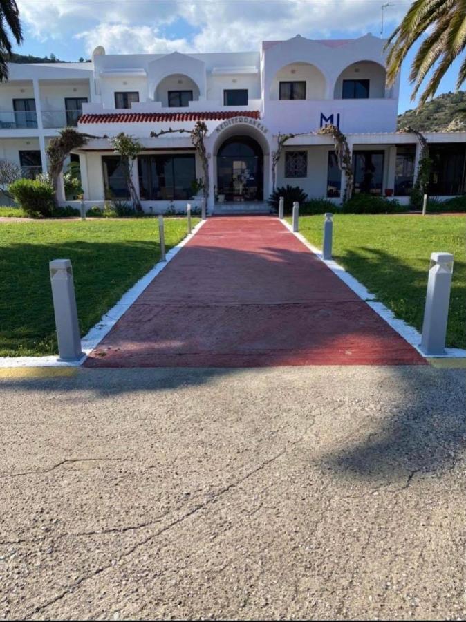 Mediterranean Hotel Cárpatos Exterior foto